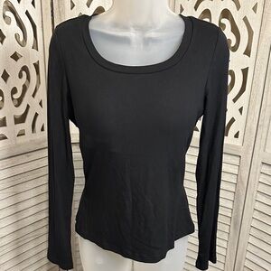 ChicMe Black Ribbed Long Sleeve size L